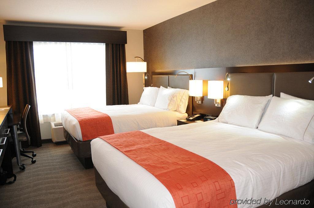 Chateau Inn & Suites Bonnyville Exteriér fotografie